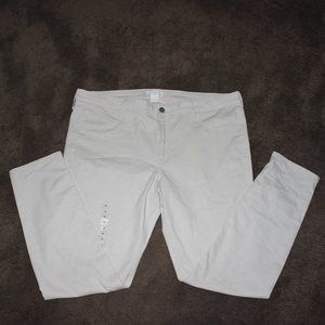 NWOT "H & M " CREAM SKINNY ANKLE JEANS SZ 16